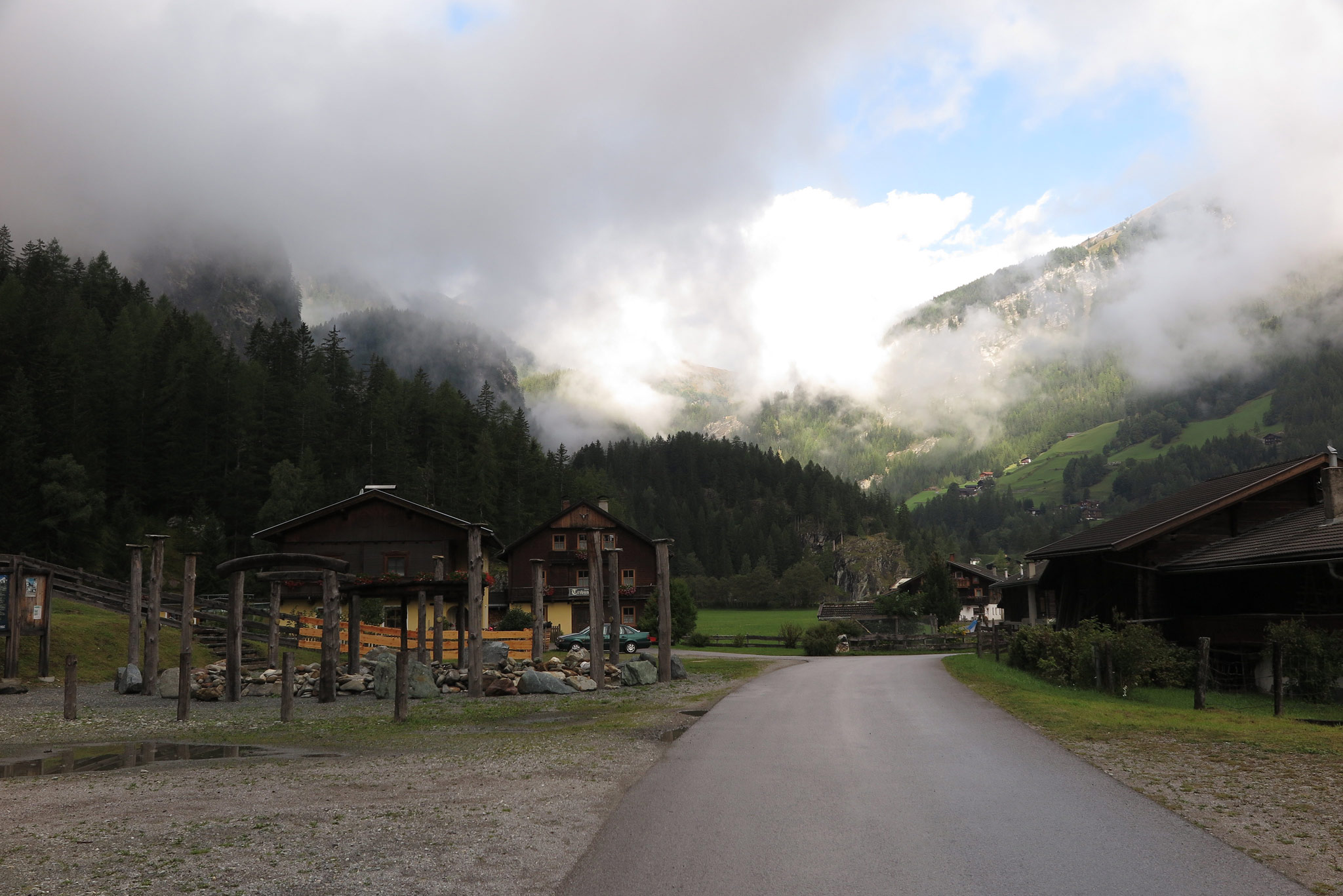 Heiligenblut (Photo license: CC BY-NC 2.0)
